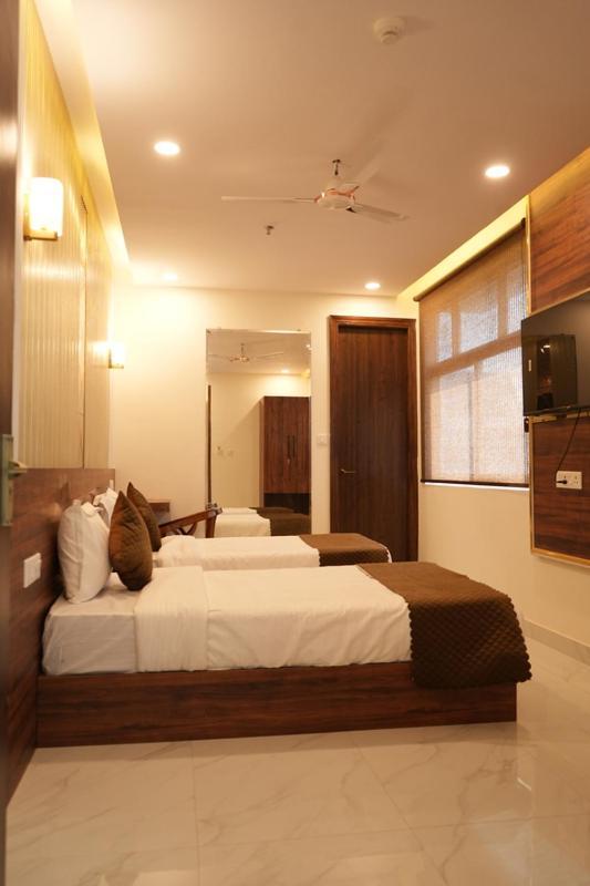 Hotel Golden Palace Lucknow Extérieur photo