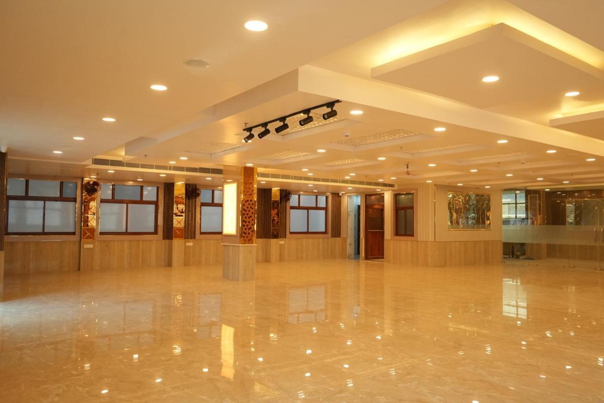 Hotel Golden Palace Lucknow Extérieur photo