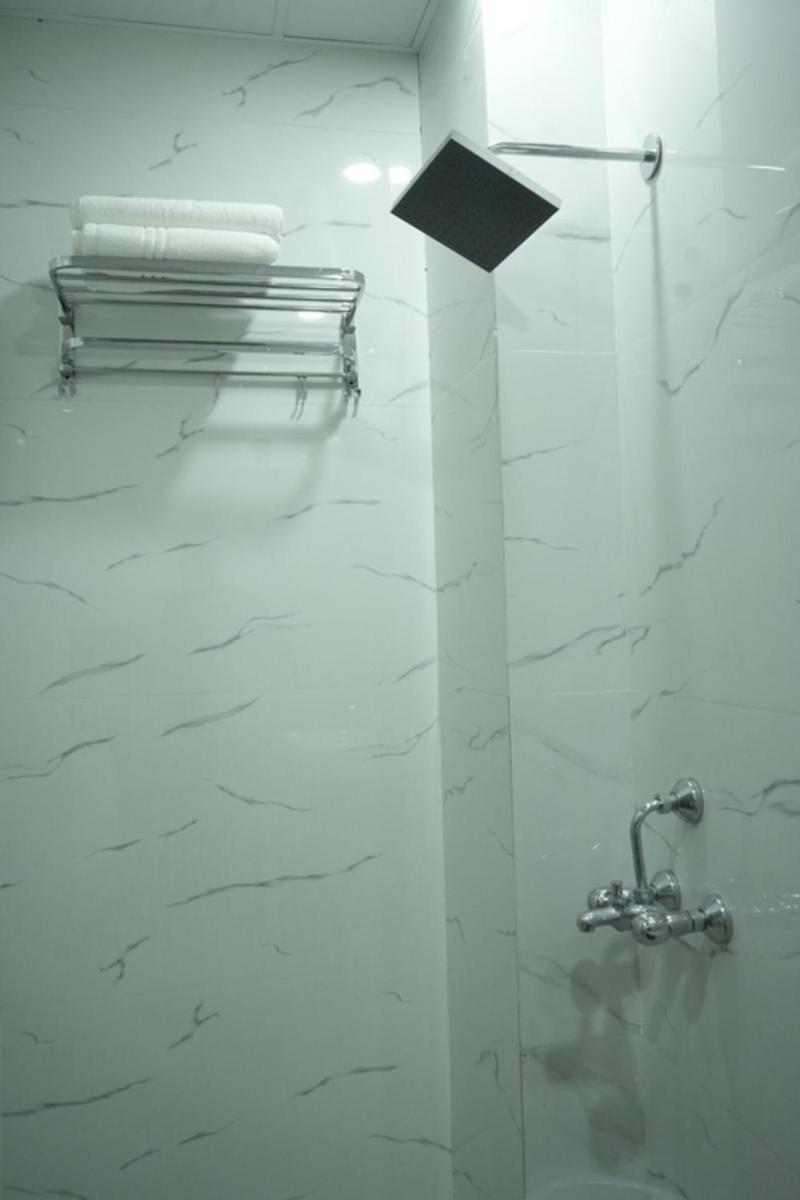 Hotel Golden Palace Lucknow Extérieur photo
